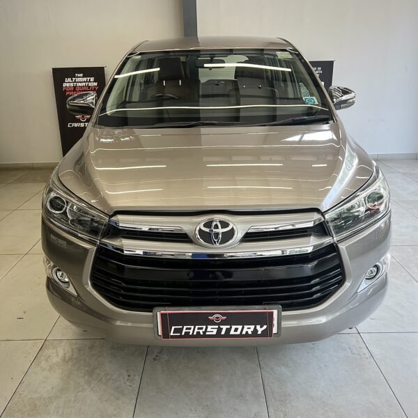 INNOVA CRYSTA Z