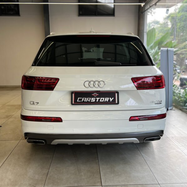 AUDI Q5 PREMIUM PLUS - Image 2