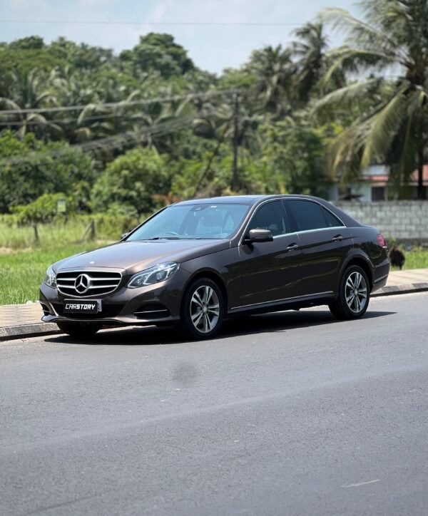 MERCEDES BENZ - Image 5